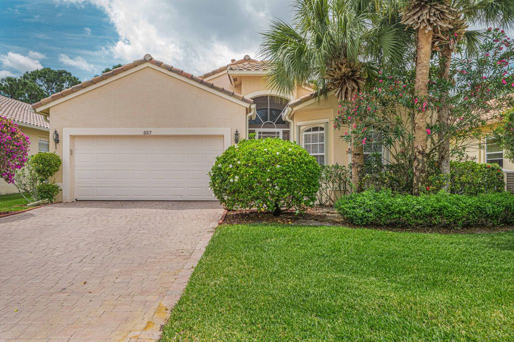 Photo of 357 NW Springview Loop, Port Saint Lucie, FL 34986 (MLS # R10791845)