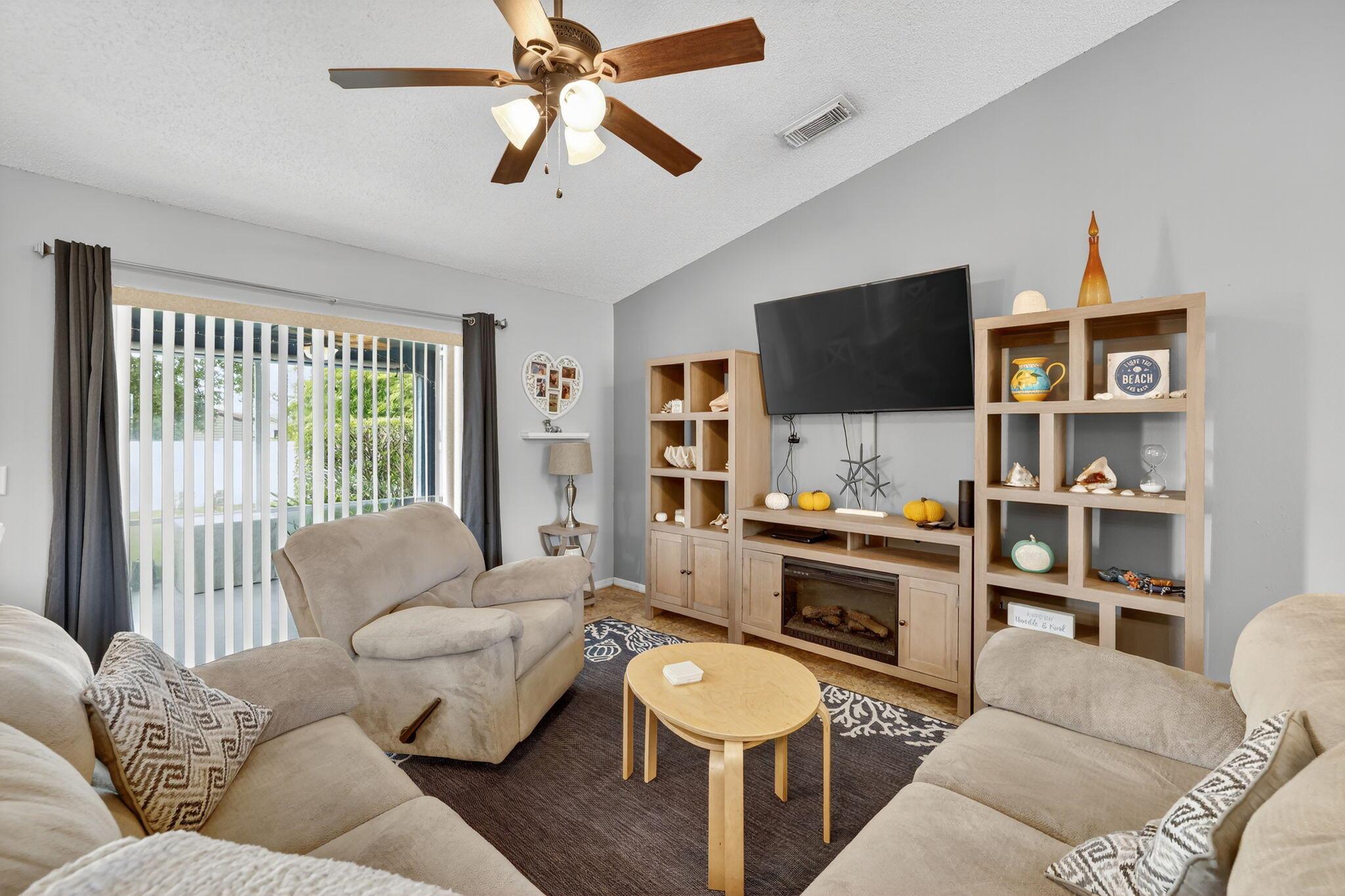 PORT ST LUCIE SECTION 25 - Residential