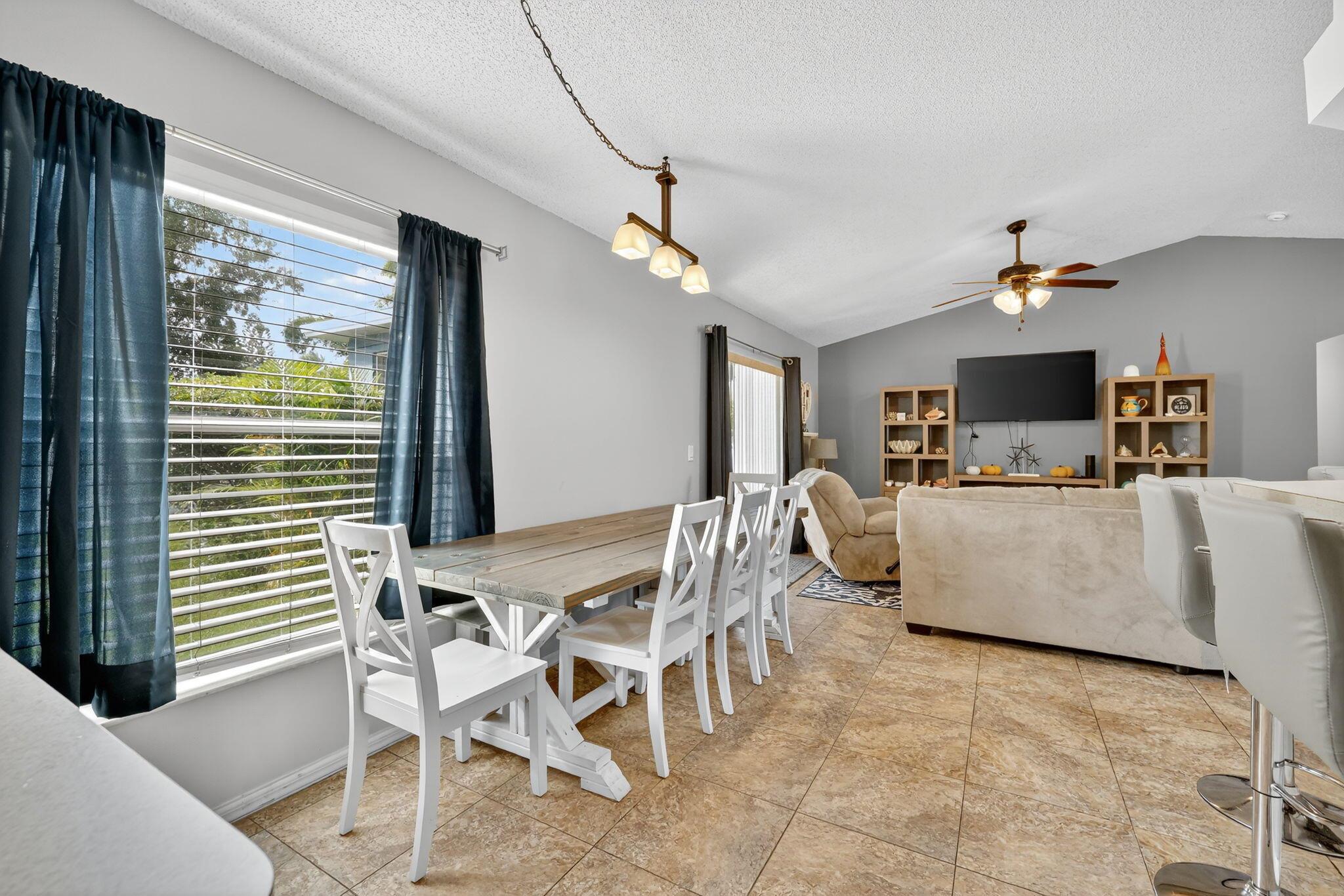 PORT ST LUCIE SECTION 25 - Residential