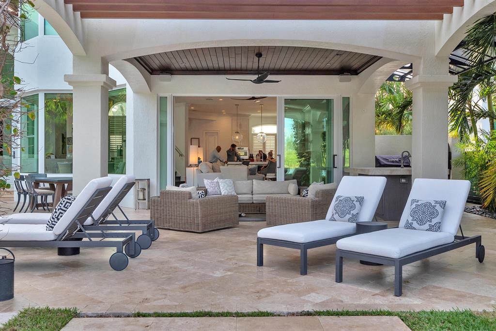 LAKE ROGERS ISLE UNIT E - Residential