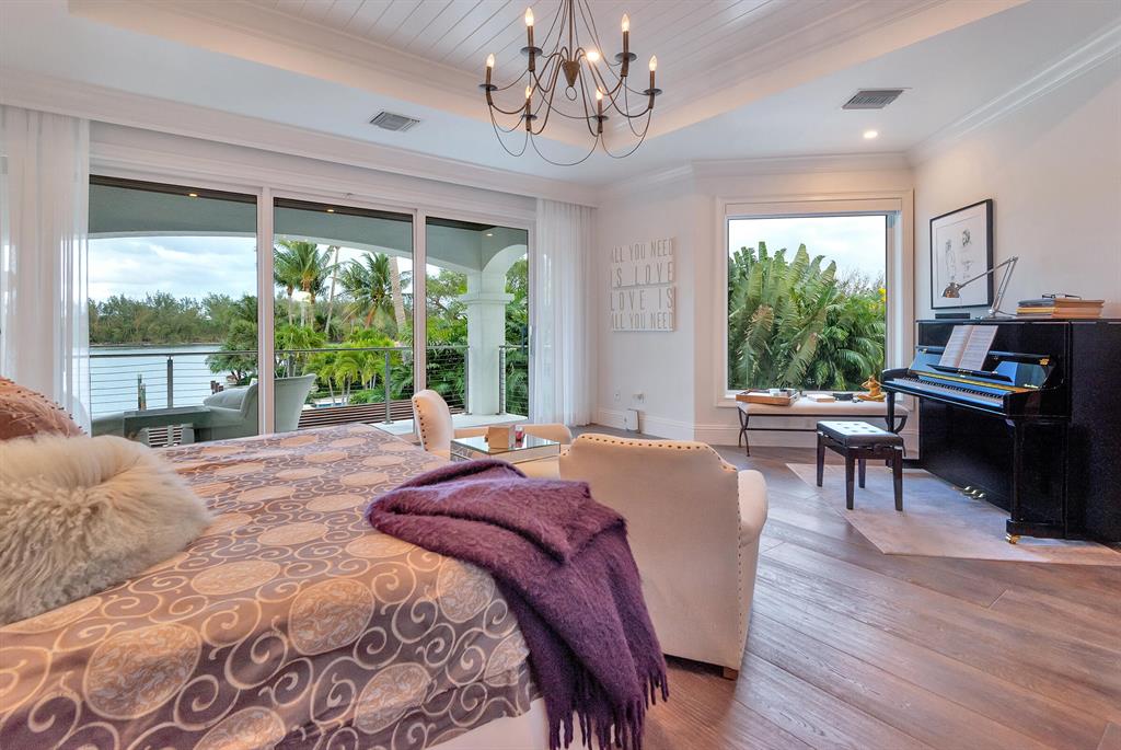 LAKE ROGERS ISLE UNIT E - Residential