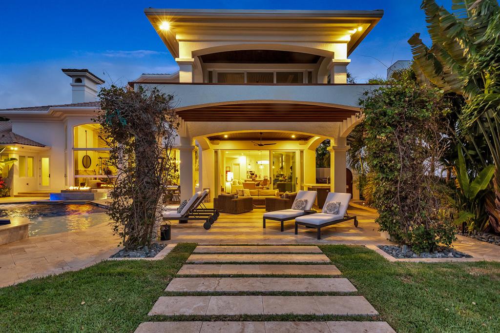 LAKE ROGERS ISLE UNIT E - Residential