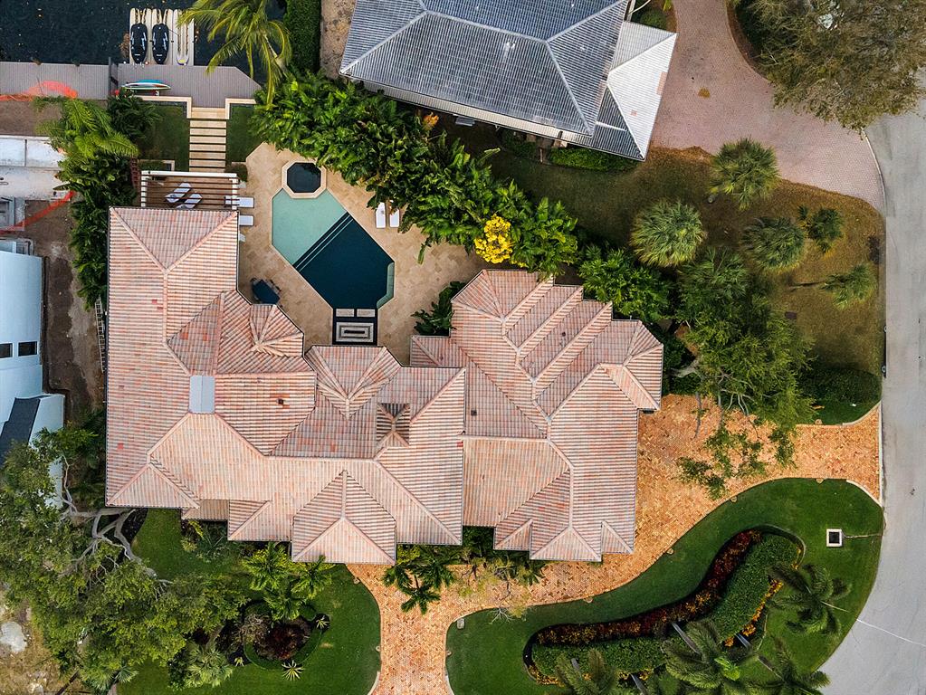 LAKE ROGERS ISLE UNIT E - Residential