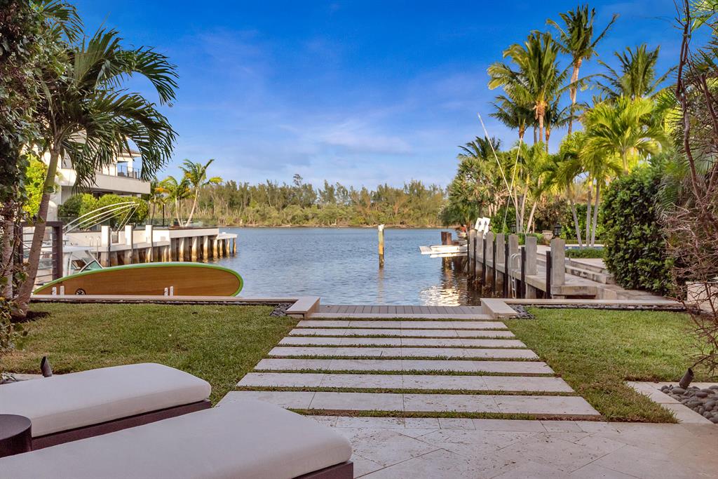 LAKE ROGERS ISLE UNIT E - Residential