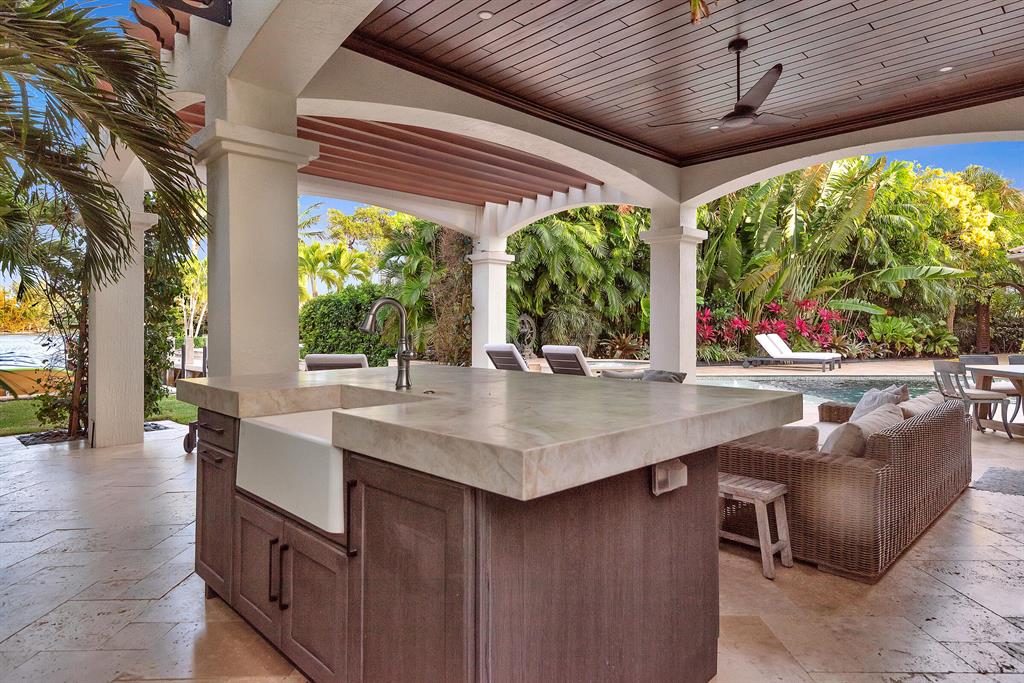 LAKE ROGERS ISLE UNIT E - Residential