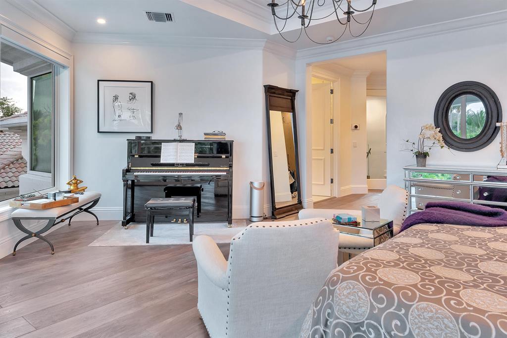 LAKE ROGERS ISLE UNIT E - Residential