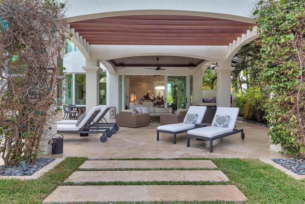 LAKE ROGERS ISLE UNIT E - Residential