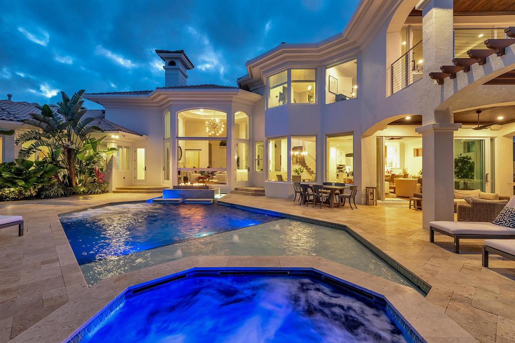 LAKE ROGERS ISLE UNIT E - Residential