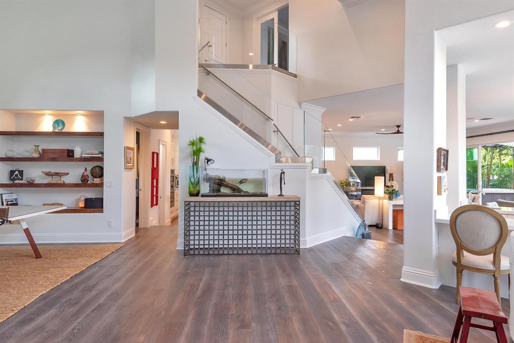 LAKE ROGERS ISLE UNIT E - Residential