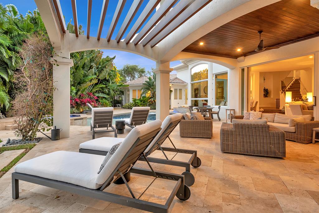 LAKE ROGERS ISLE UNIT E - Residential