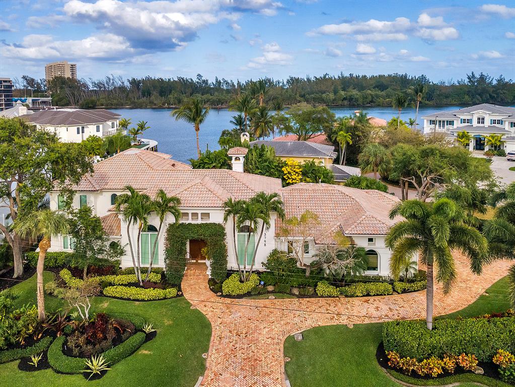 LAKE ROGERS ISLE UNIT E - Residential