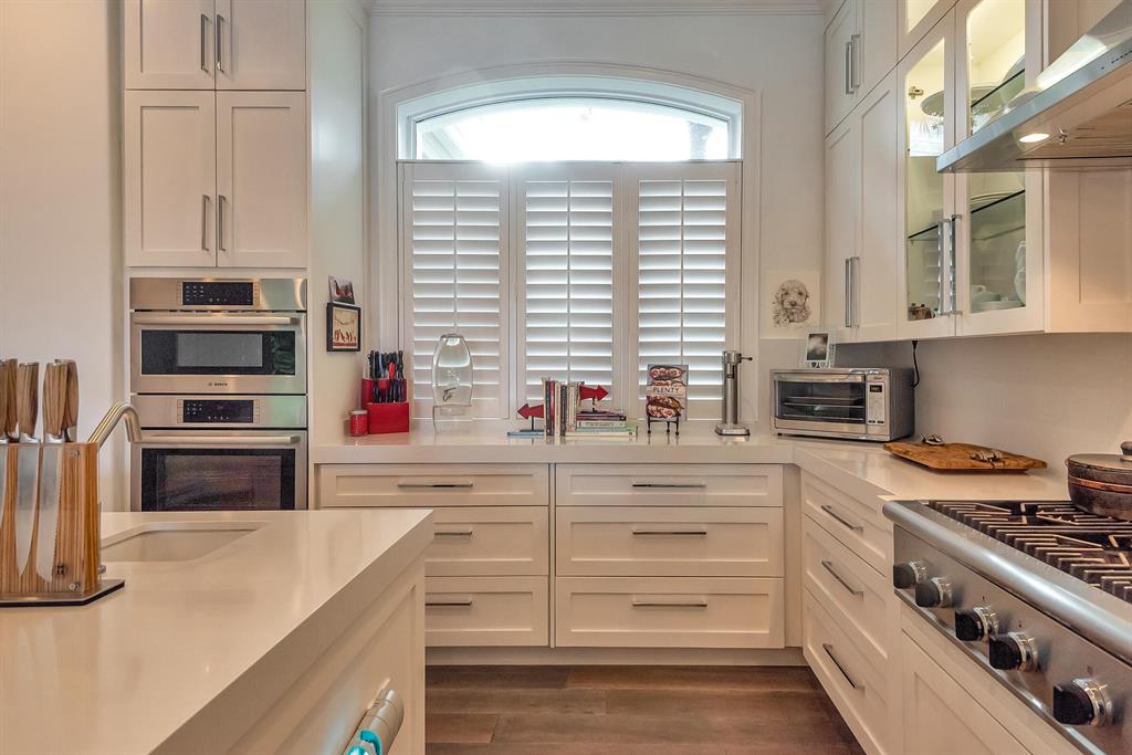 LAKE ROGERS ISLE UNIT E - Residential