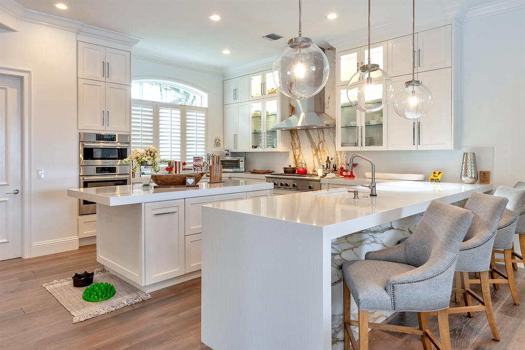 LAKE ROGERS ISLE UNIT E - Residential