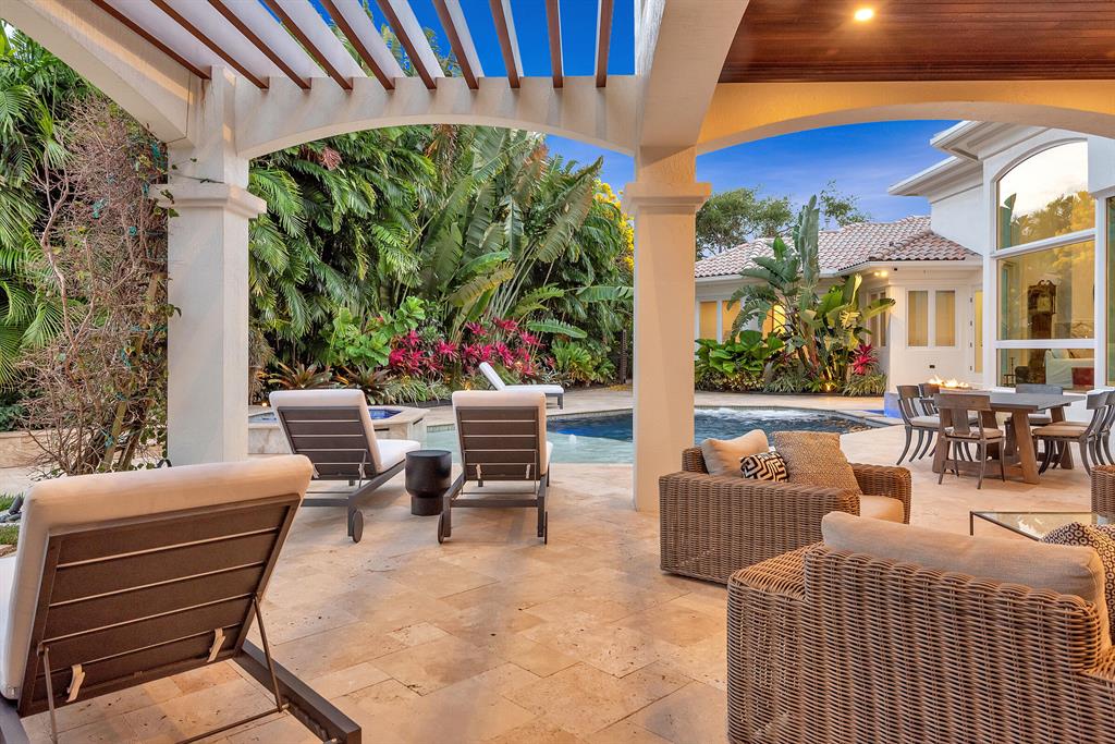 LAKE ROGERS ISLE UNIT E - Residential