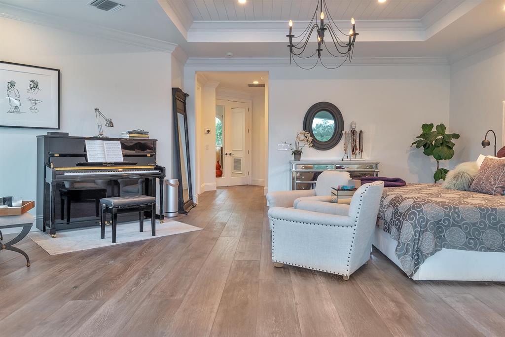 LAKE ROGERS ISLE UNIT E - Residential