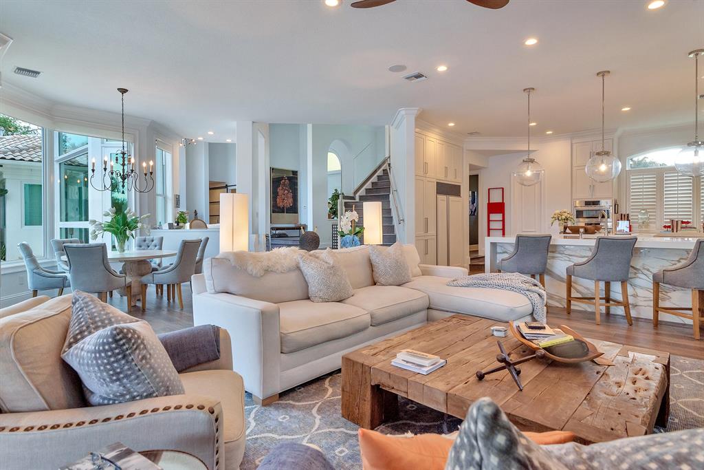 LAKE ROGERS ISLE UNIT E - Residential