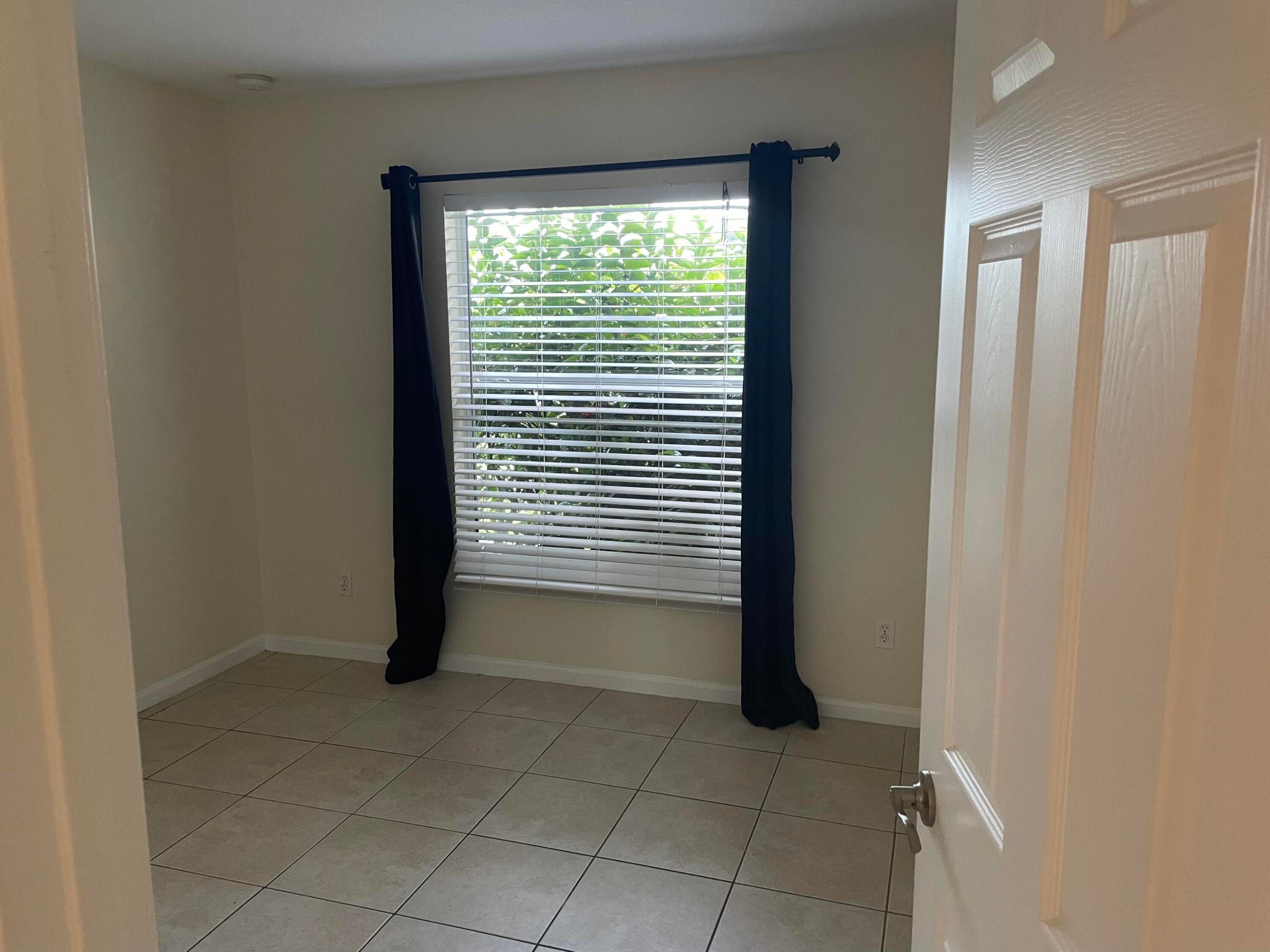 Port Saint Lucie Section 19 - Residential