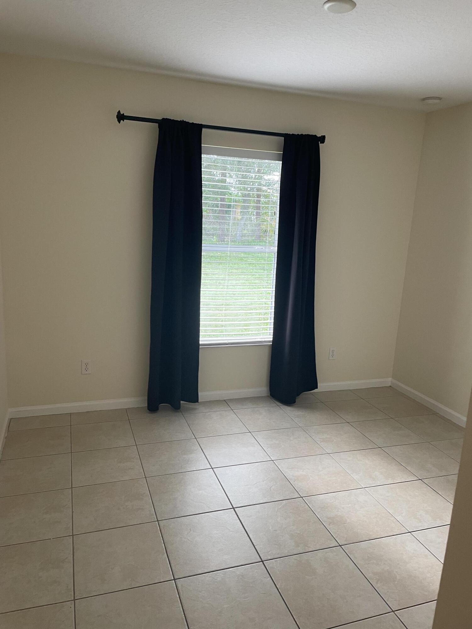 Port Saint Lucie Section 19 - Residential