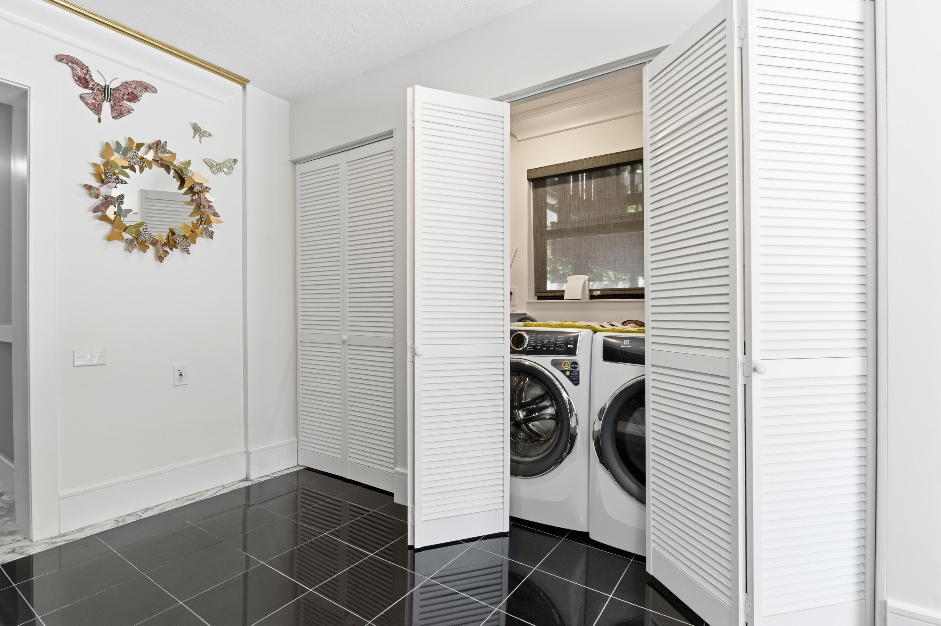 HYPOLUXO ISLAND ADD - Residential