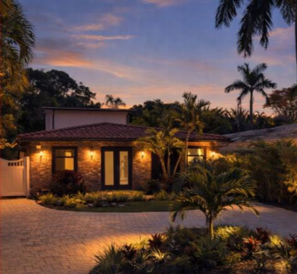 Photo of 702 S Atlantic Drive, Lantana, FL 33462 (MLS # B26012657)