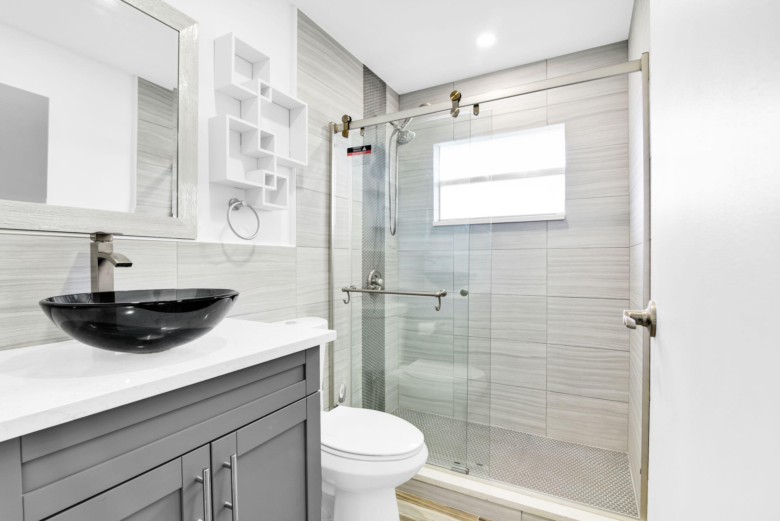 KINGS POINT BRITTANY CONDOS - Residential Lease