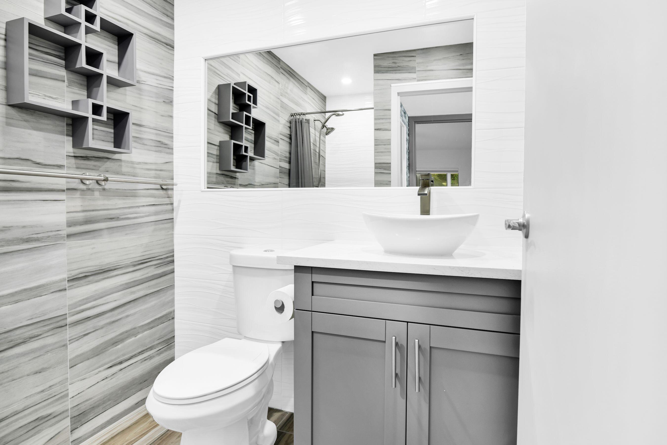 KINGS POINT BRITTANY CONDOS - Residential Lease