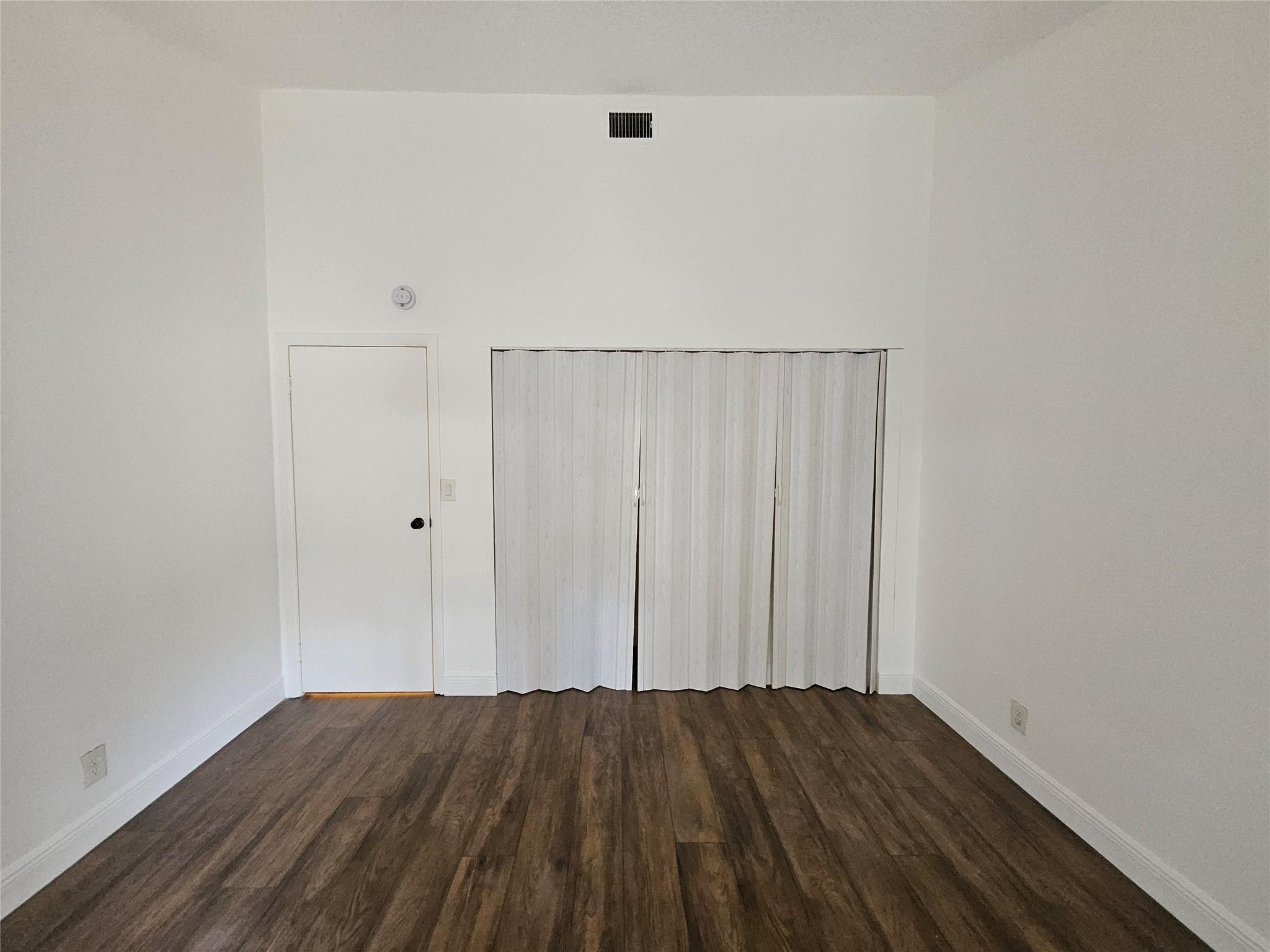 Townhouses at Jacaranda - Residential