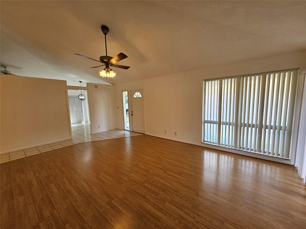 Townhouses at Jacaranda - Residential