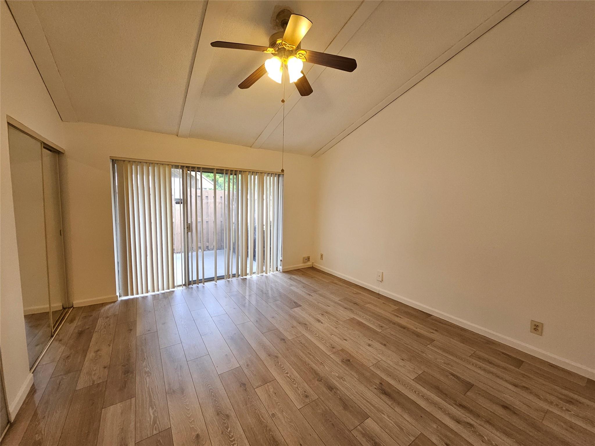 Townhouses at Jacaranda - Residential