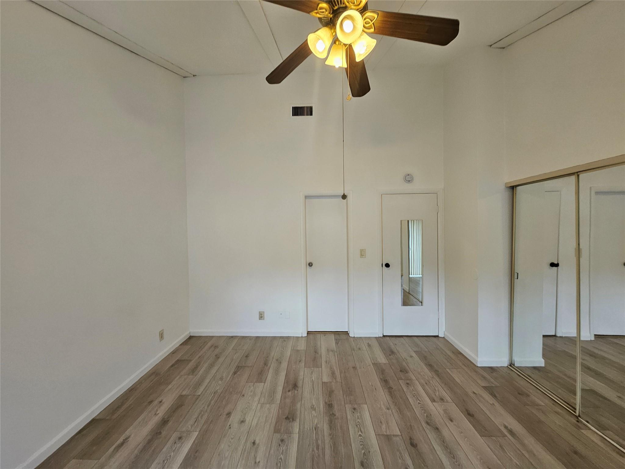 Townhouses at Jacaranda - Residential