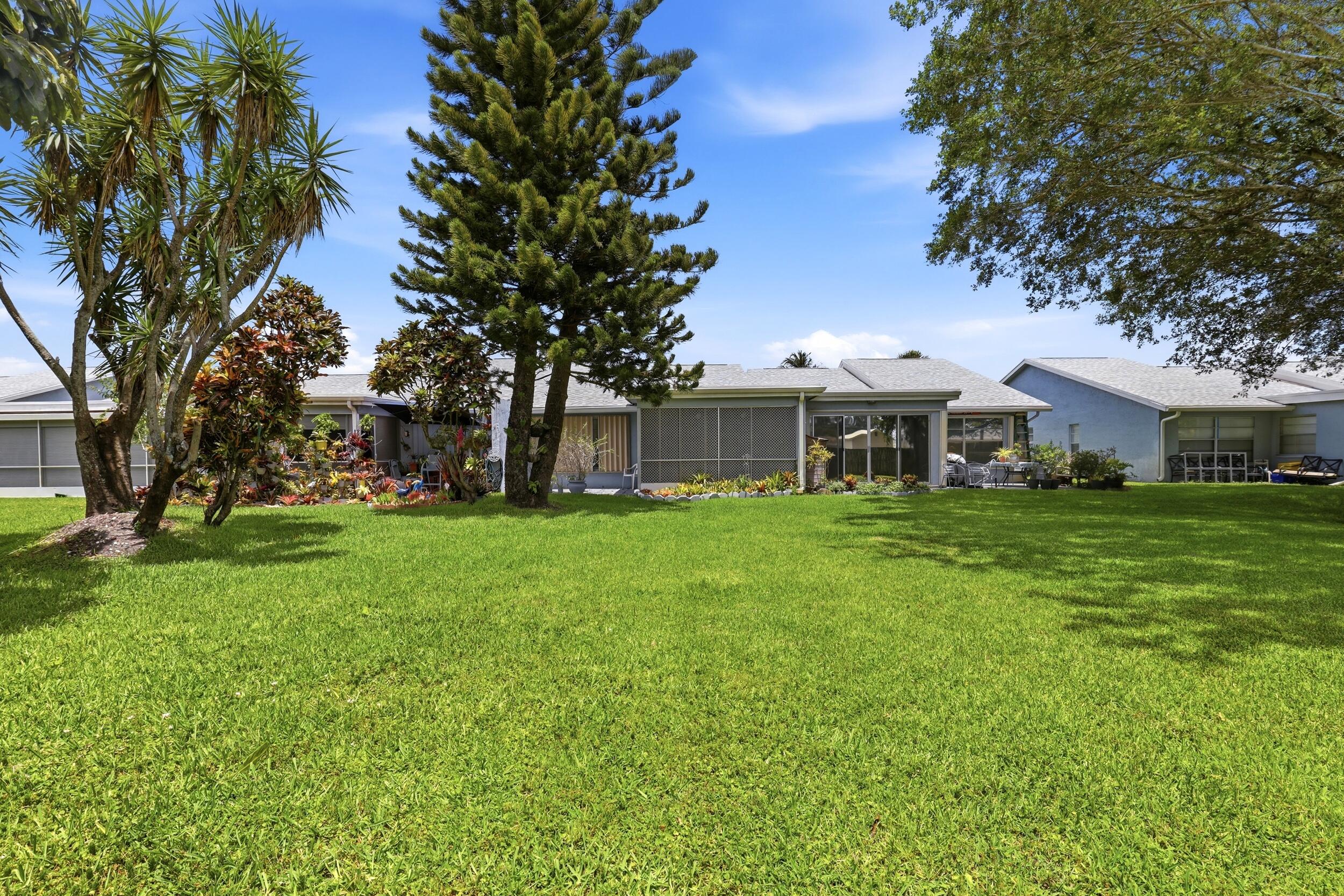 VILLAS AT LUCERNE LAKES I - Residential
