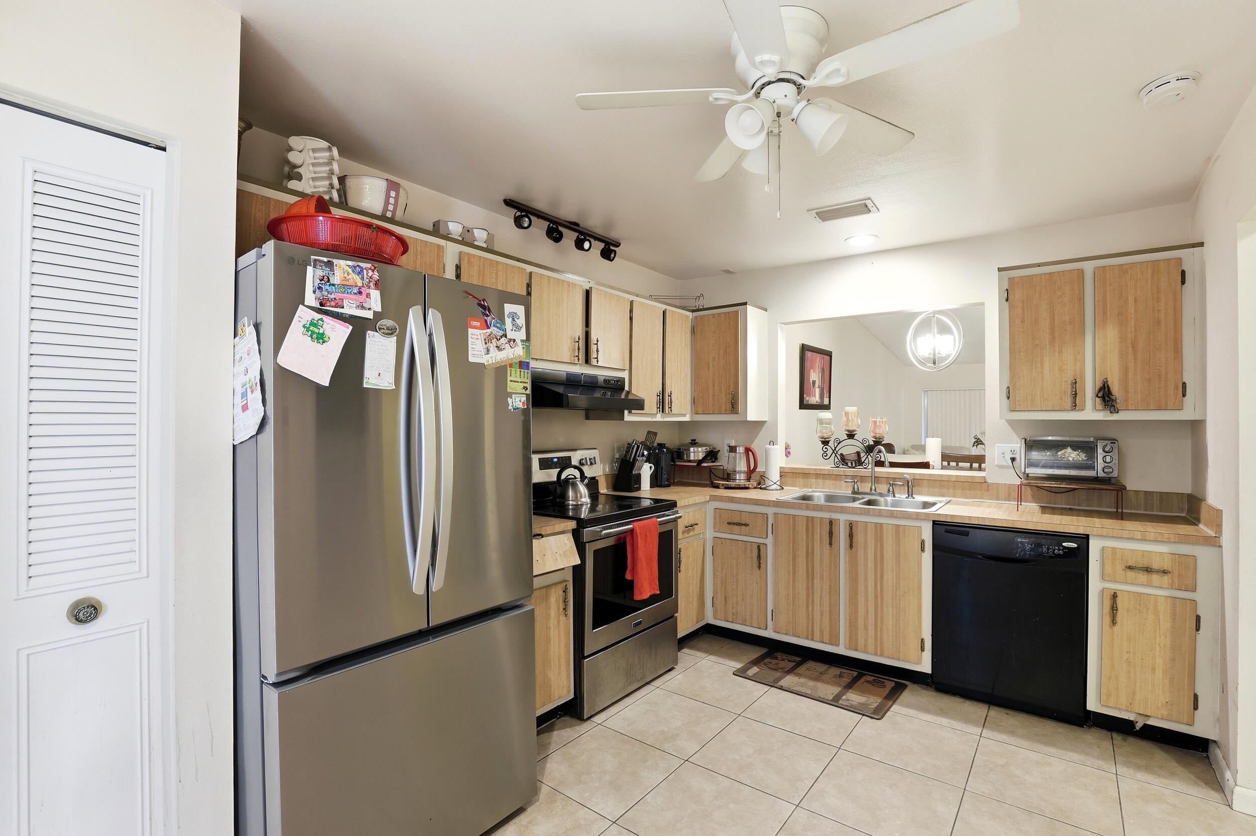 VILLAS AT LUCERNE LAKES I - Residential