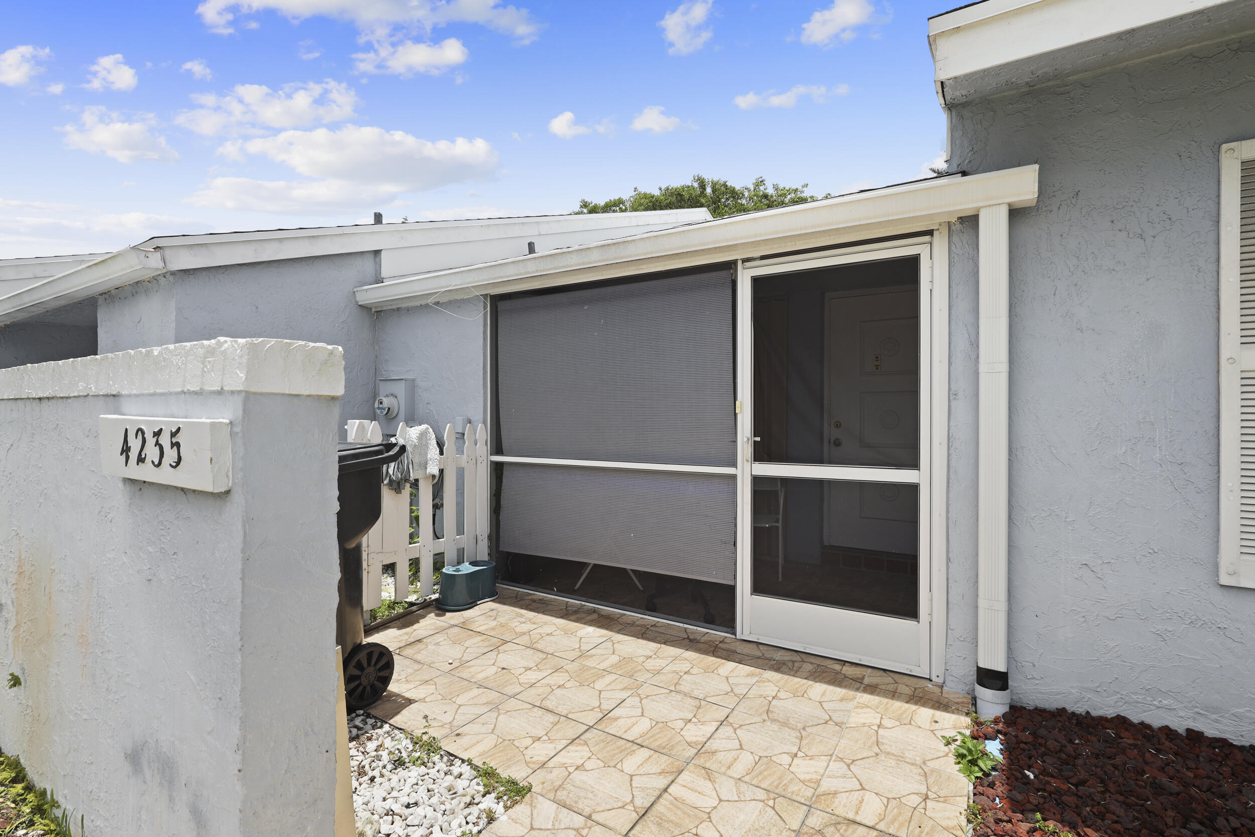 Properties 4235 Lucerne Villas Lane