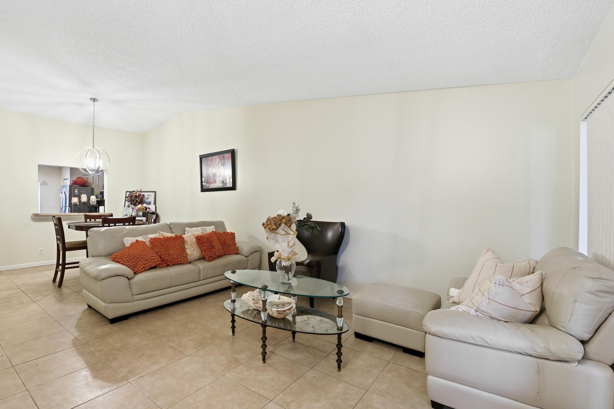 VILLAS AT LUCERNE LAKES I - Residential