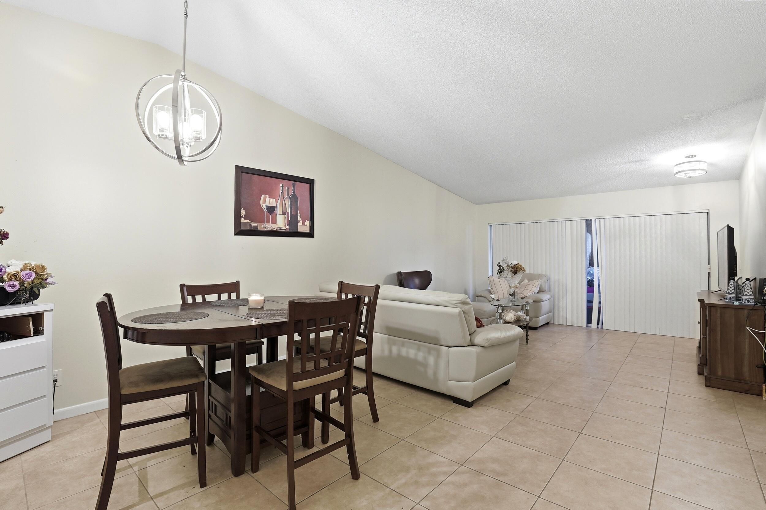 VILLAS AT LUCERNE LAKES I - Residential