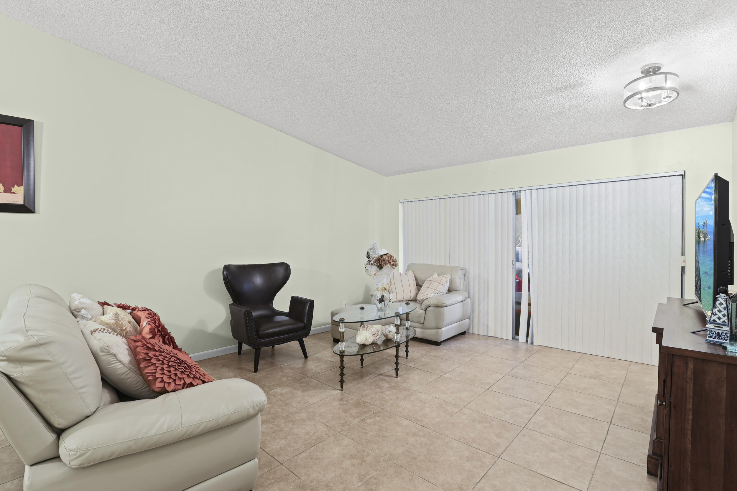VILLAS AT LUCERNE LAKES I - Residential
