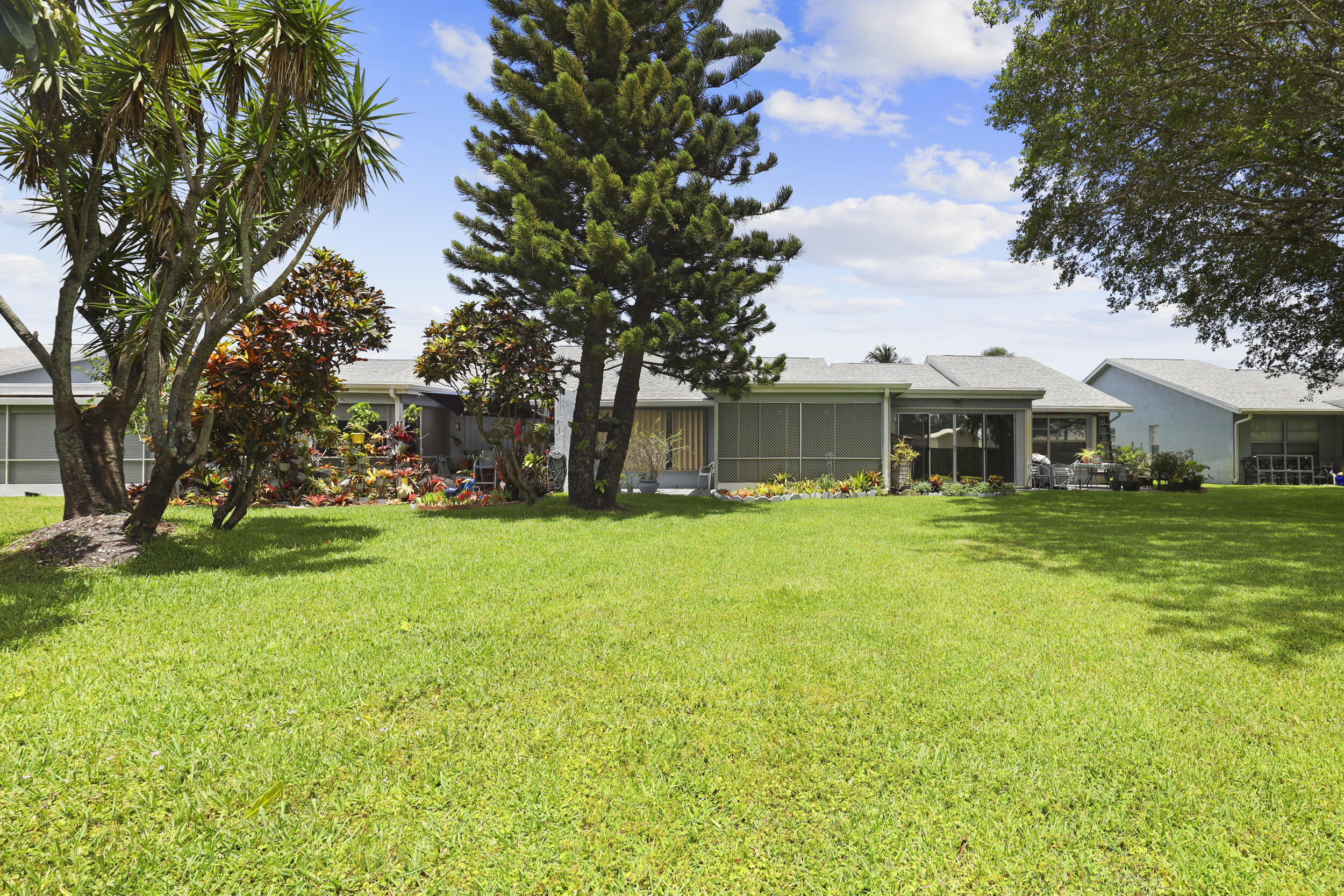 VILLAS AT LUCERNE LAKES I - Residential