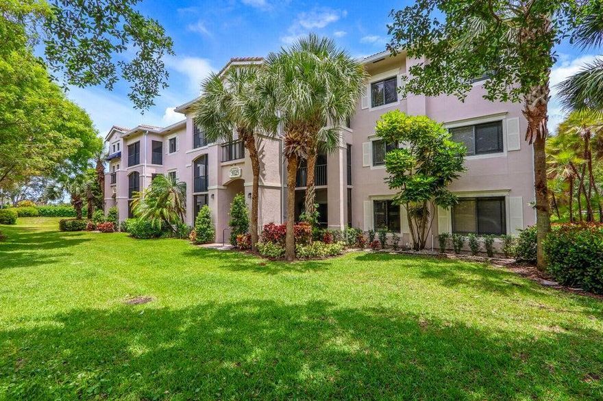 San Matera at The Gardens - Beautiful resort-style 2 bedroom condo featuring luxury vinyl flooring throughout and stainless steel appliances. Enjoy exceptional amenities including a resort-style pool, fitness center, sauna, steam room, pickleball, and tennis. Perfectly located just minutes from world-class shopping, restaurants, and pristine beaches. Experience the ultimate in comfort and convenience in the heart of Palm Beach Gardens!
