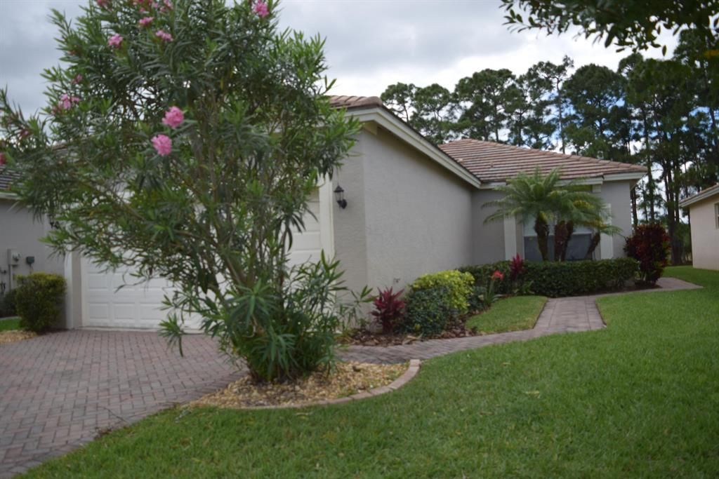 Photo of 316 SW Maclay Way, Port Saint Lucie, FL 34986 (MLS # R10698939)