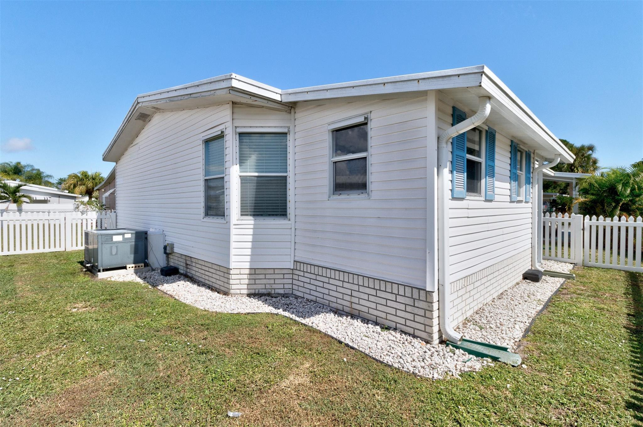 BAREFOOT BAY UNIT 1 - Residential