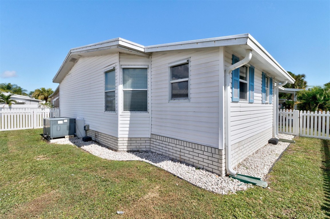 BAREFOOT BAY UNIT 1 - Residential