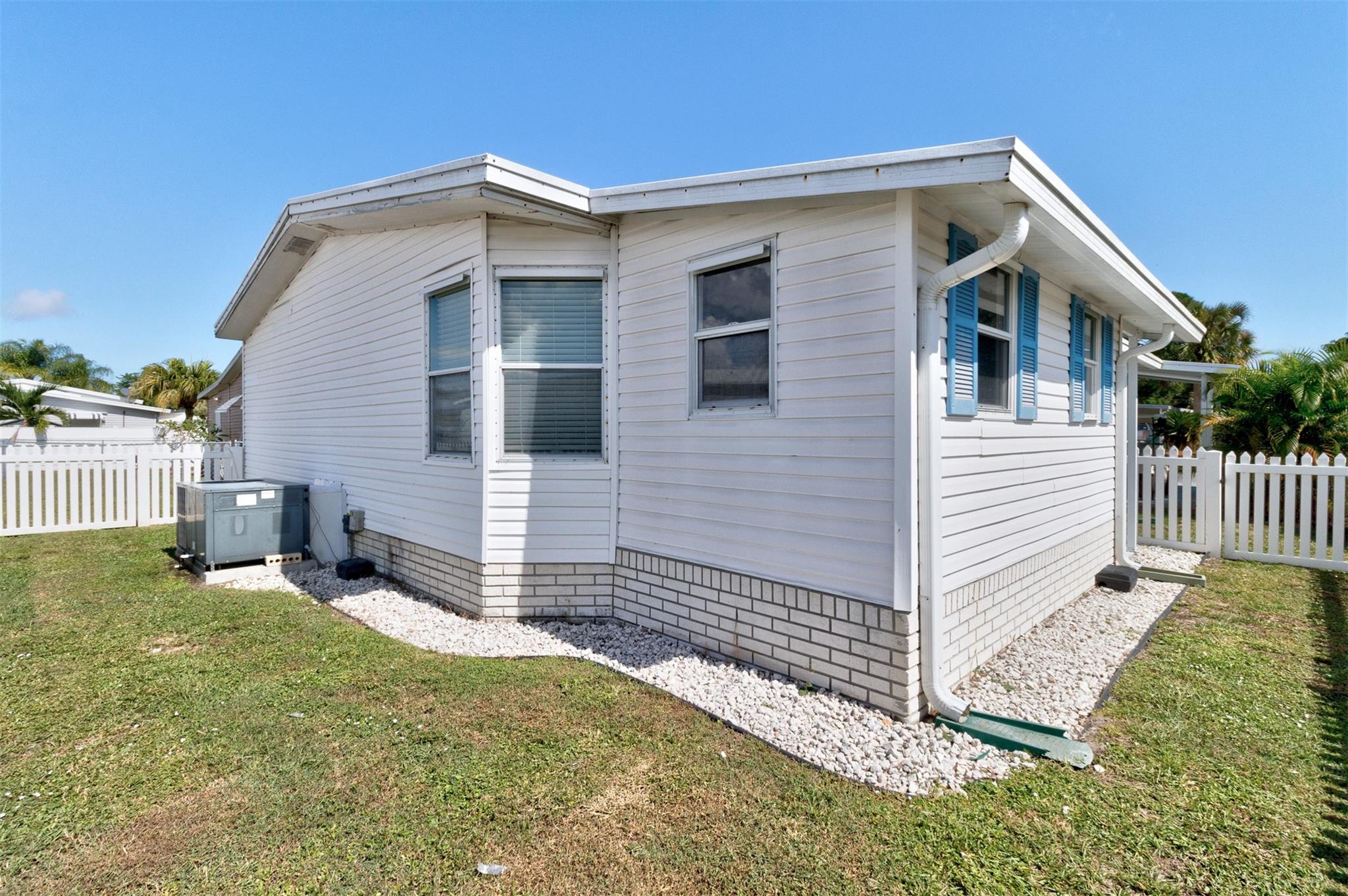 BAREFOOT BAY UNIT 1 - Residential