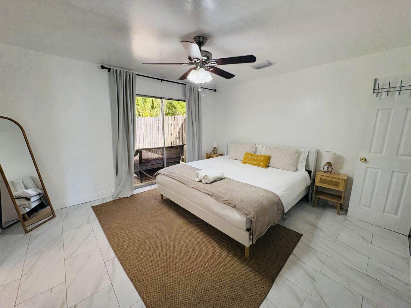 CRESTHAVEN NO 5 - Residential