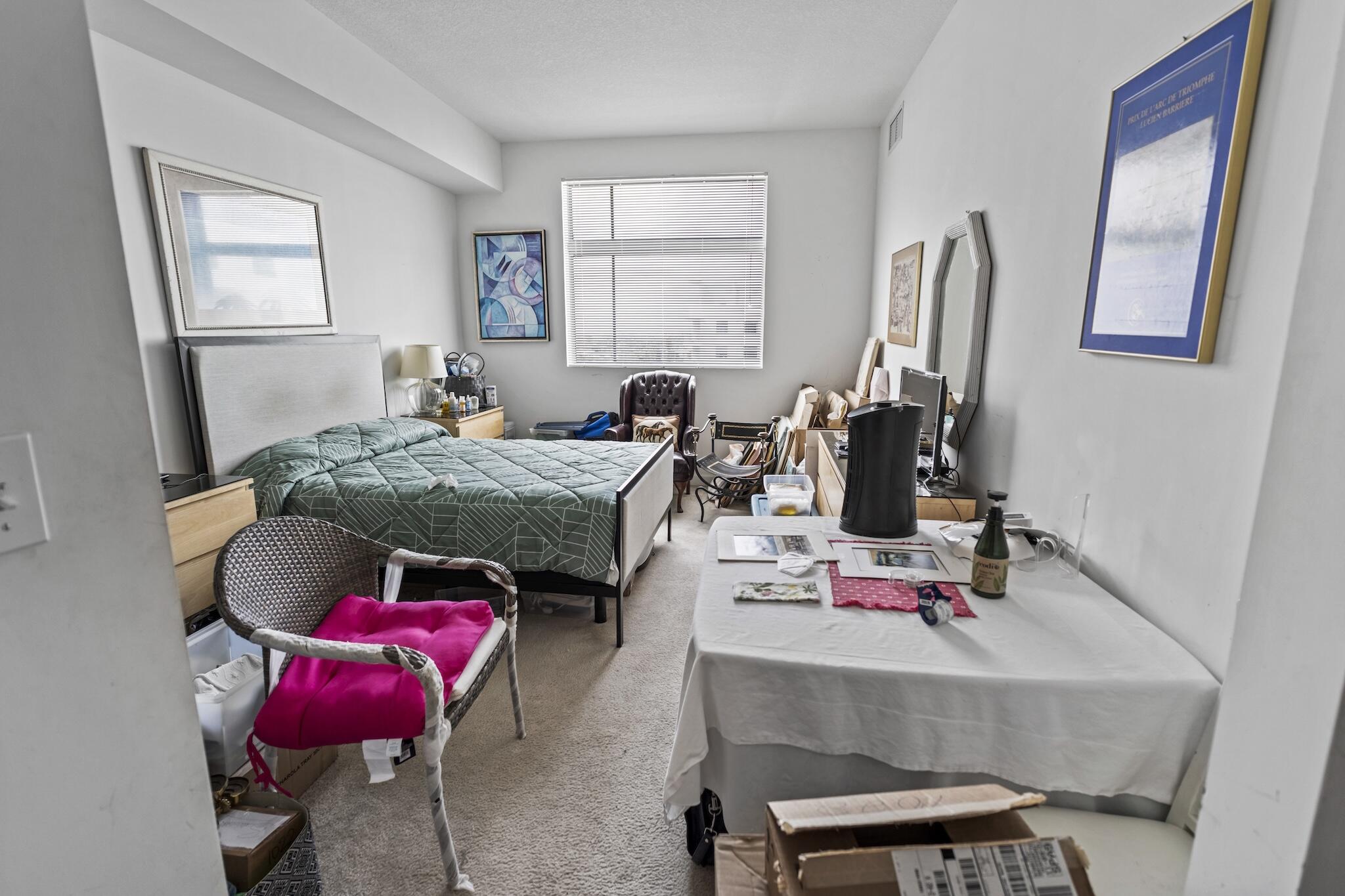 HOLLYWOOD STATION RES CONDO - Residential