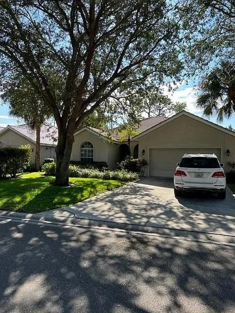 Autumn Woods Naples is a beautiful, classy community, 24 hours manned gated community, beautiful house with 3 bedrooms 2 bathrooms, located at a gorgeous, manned gated community, roomy garage, about 1,500 sft., beautiful landscaping & yard, new A/C system, refrigerator, brand-new Dish Washer, Laundry/Dryer machines, appliances have been well maintained and are in a good working condition. Freshly painted outside and inside, remodeled, send email to the owner for a visit.
Tenant is responsible for maintenance of landscaping including Lawn Service, all utilities and cable TV etc.... No smoking is allowed. Pets with prior approval.
Upfront payment is required at the time of signing the Lease Agreement:
First, Last month rents plus One month Security Deposit.