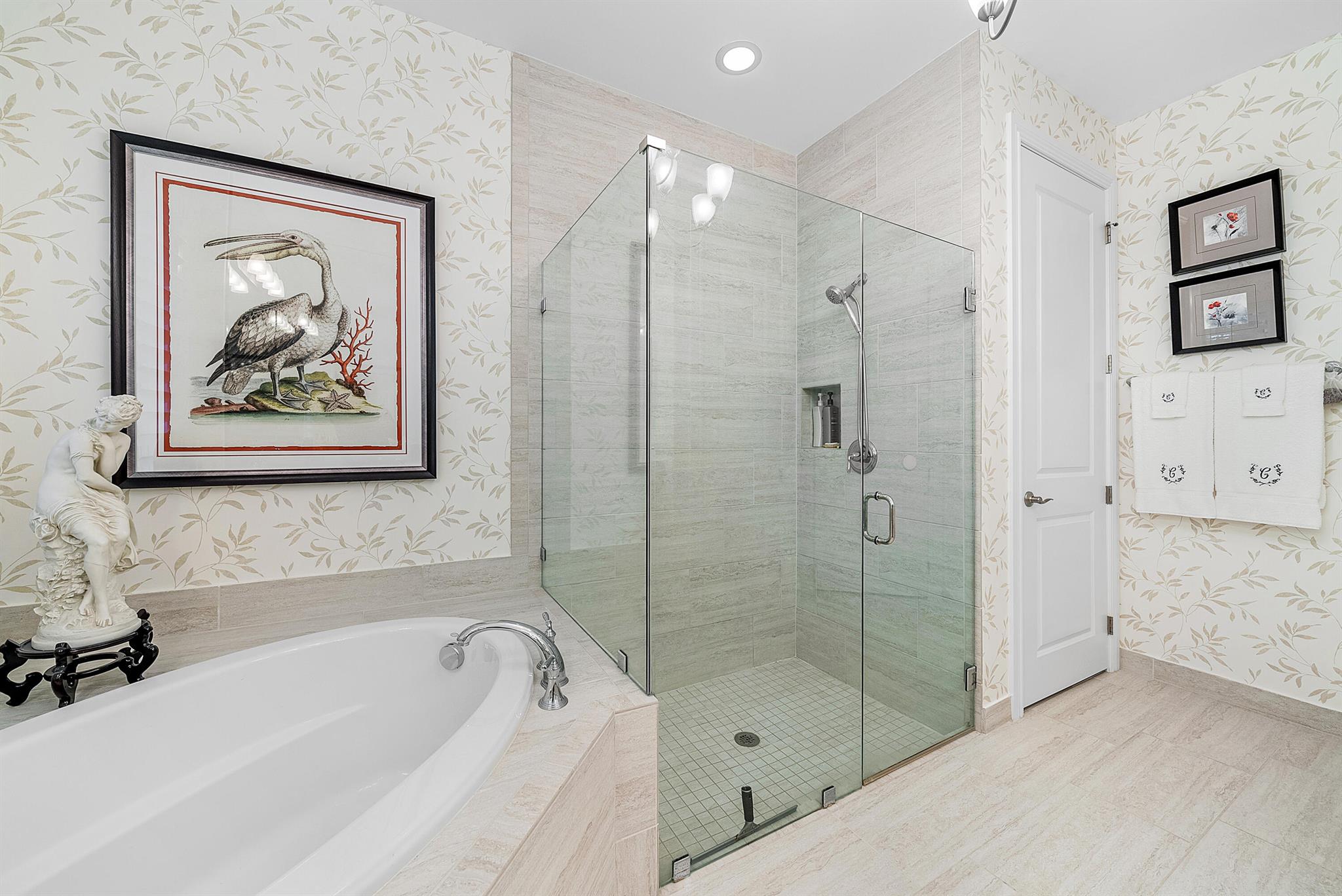 JUPITER COUNTRY CLUB COND - Residential