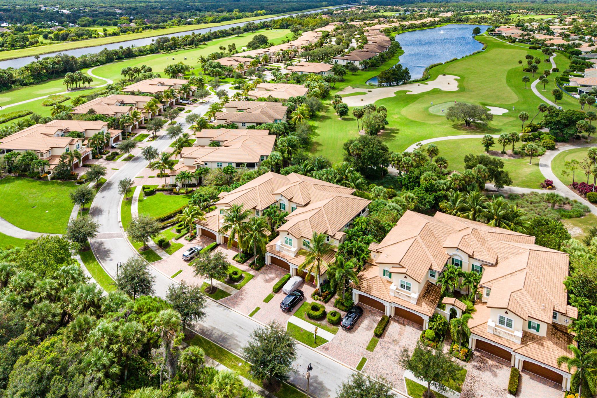 JUPITER COUNTRY CLUB COND - Residential