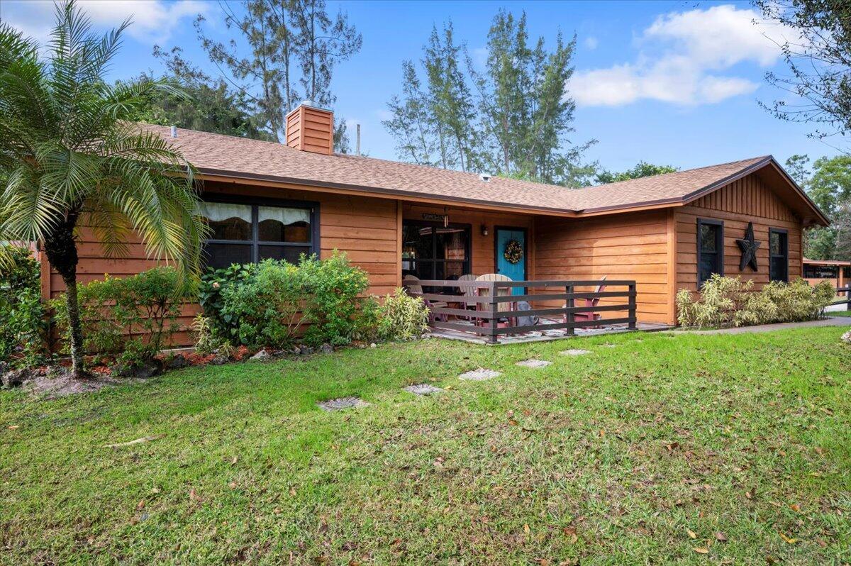 LOXAHATCHEE GROVES - Residential