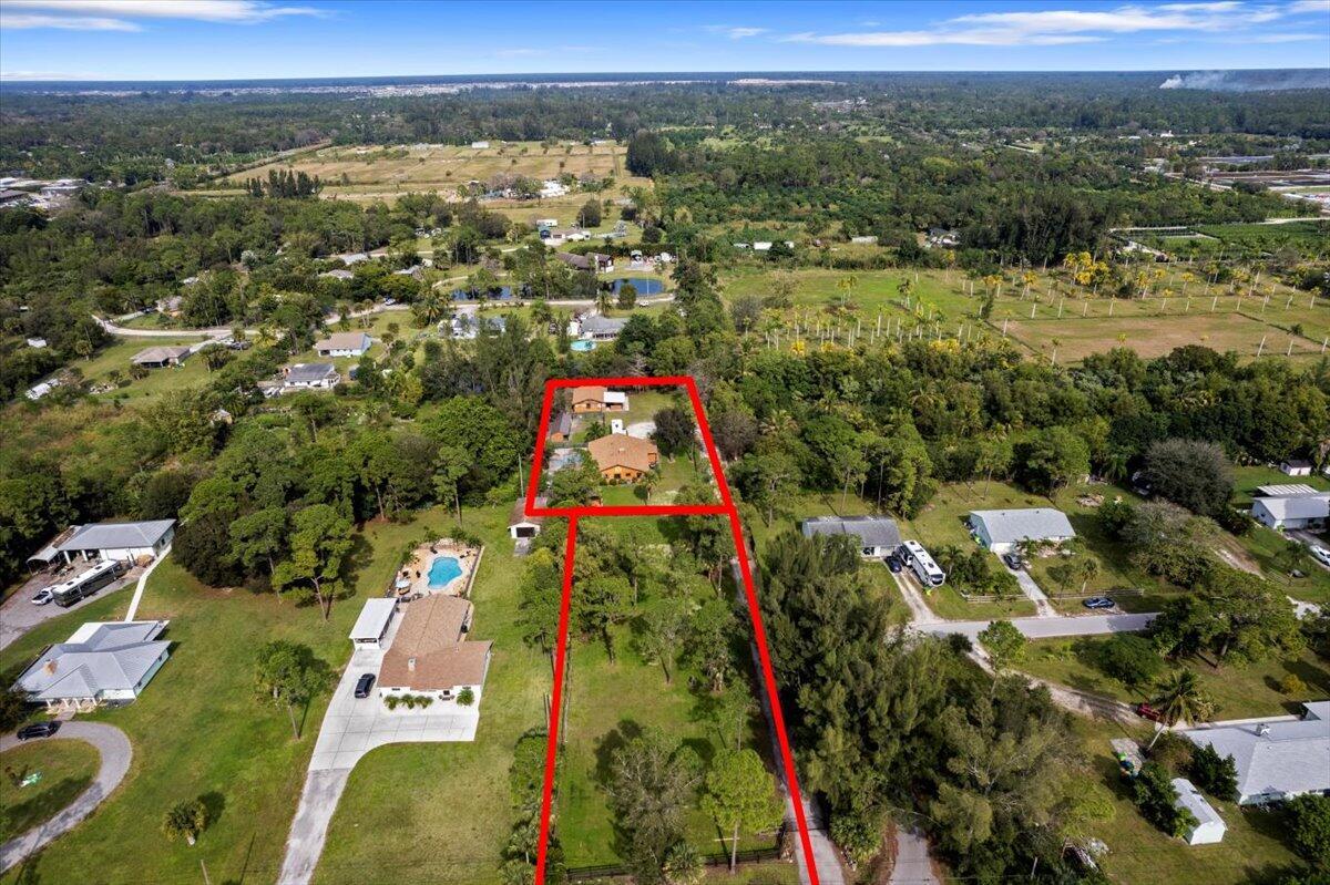 LOXAHATCHEE GROVES - Residential