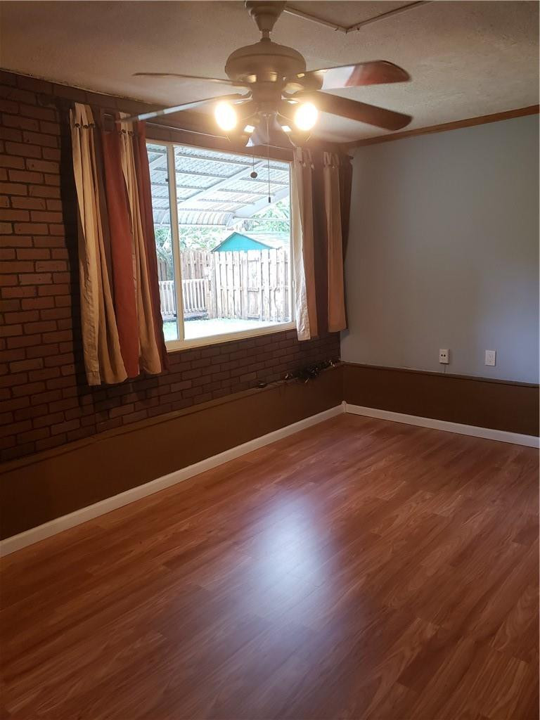 Sunrise Golf Village Sec - Residential